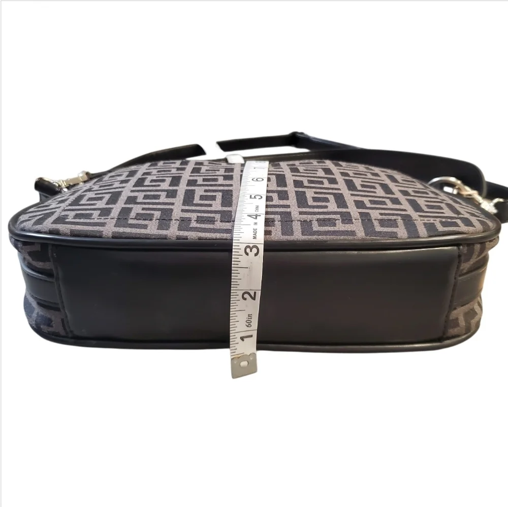 Fiorelli Women's Shoulder Bag Black Geometric Jacquard